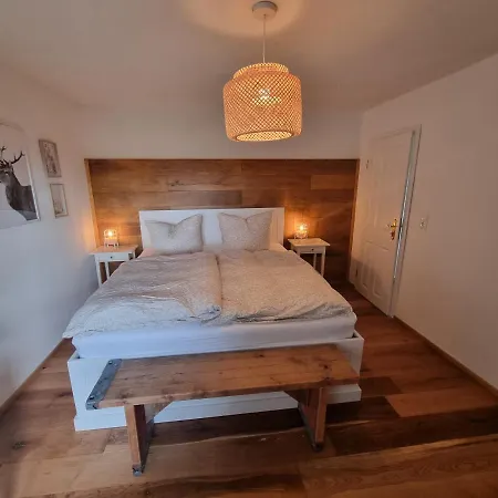 Charmantes Eifel An Der Schavener Heide * Mechernich