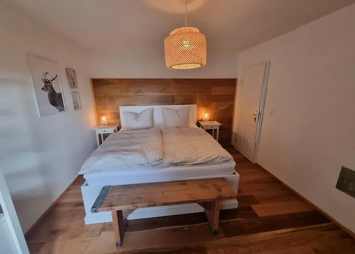 Charmantes Eifel An Der Schavener Heide * Mechernich